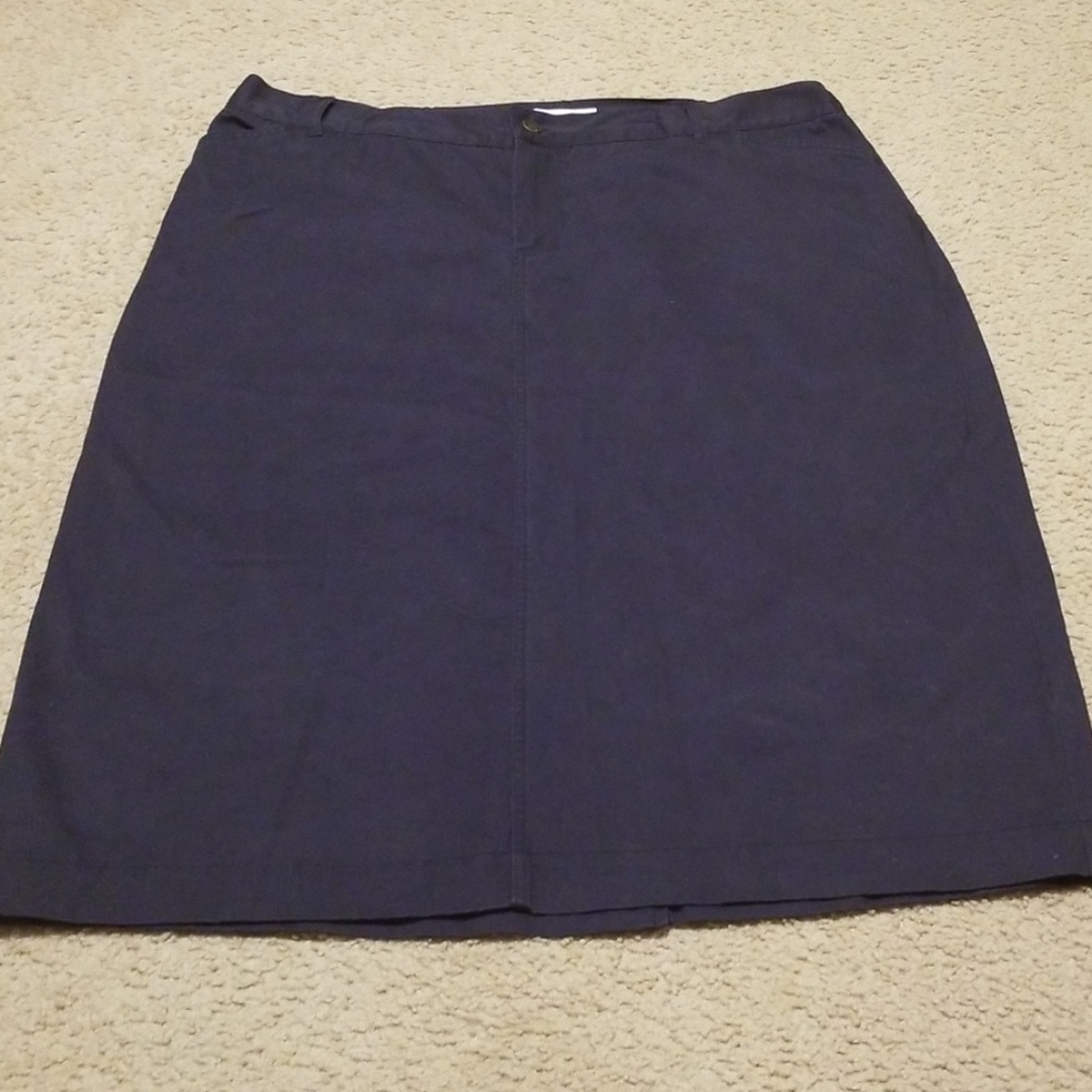 Christopher Banks Navy Khaki Skirt. 20W.